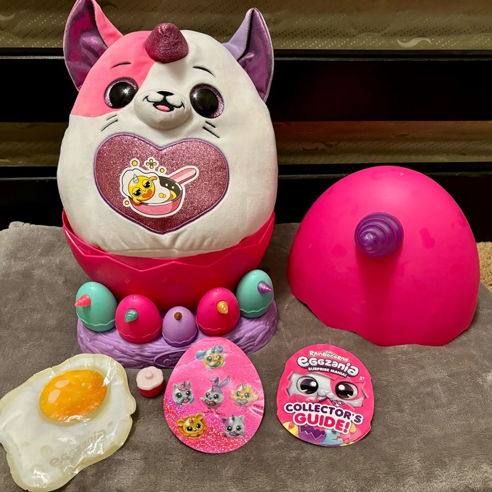 🌈 Rainbocorns Eggzania Suprise Mania! So CUTE!!! ☺️ Perfect for Easter! 🐣🍳
